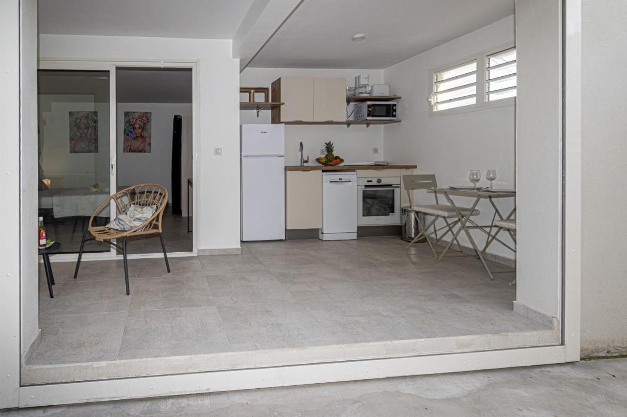Appartement Ilet Jade à Le Gosier  Extérieur photo