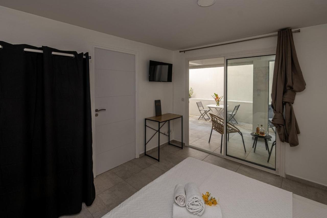 Appartement Ilet Jade à Le Gosier  Extérieur photo